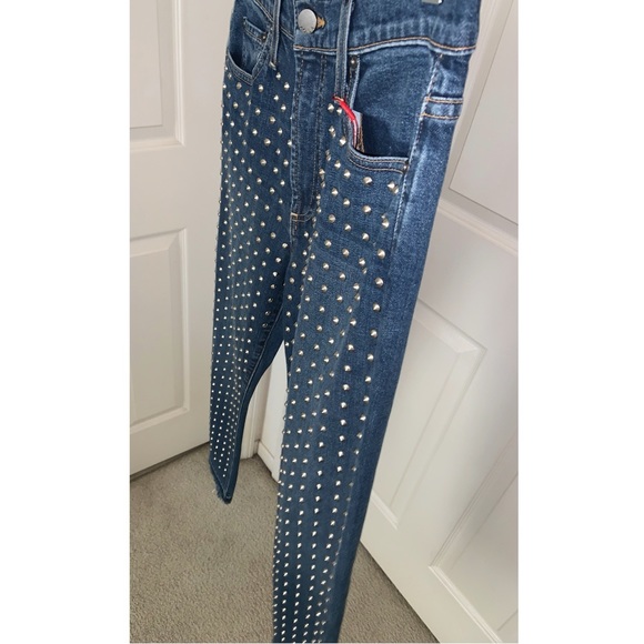 Alice & Olivia Denim Trouser jeans with silver stud embellishments–– NWT - Picture 11 of 16